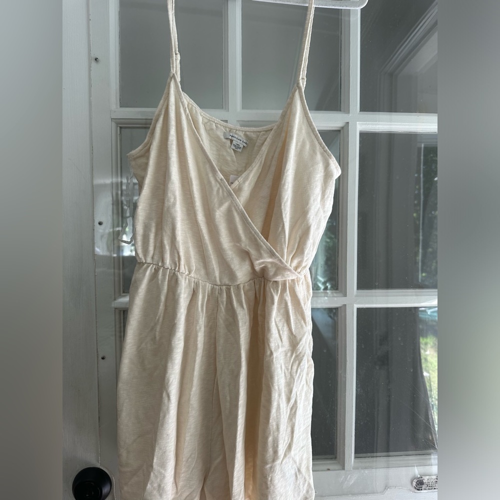 American Eagle cream romper- NWT